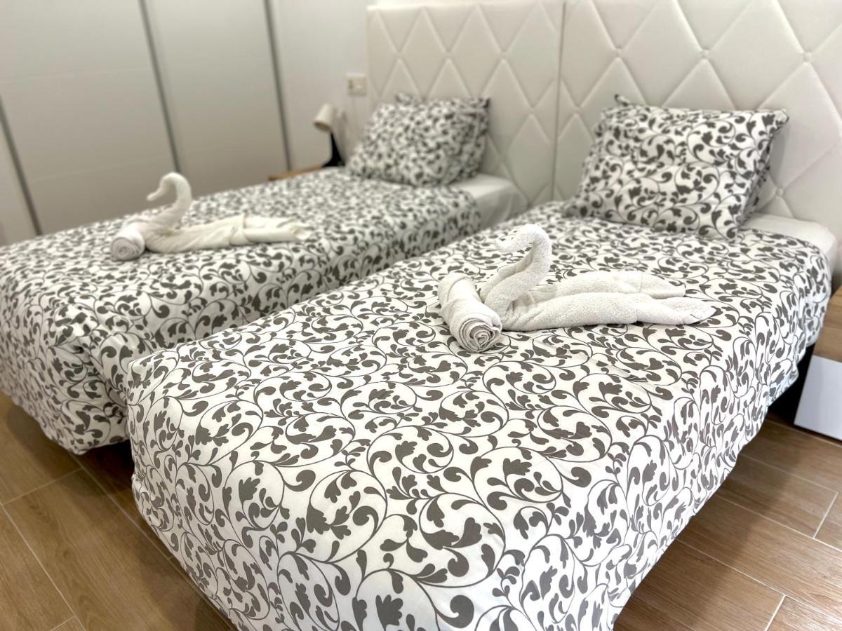 Apartamento Sunrise Chapaprieta Торевиеха Екстериор снимка